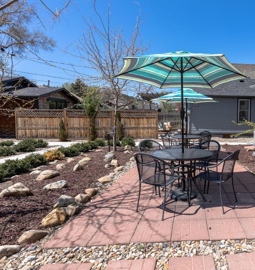 Cozy 2 Bdrm Vacation Rental - 1 Mile To Dtwn Rapid City Exterior photo